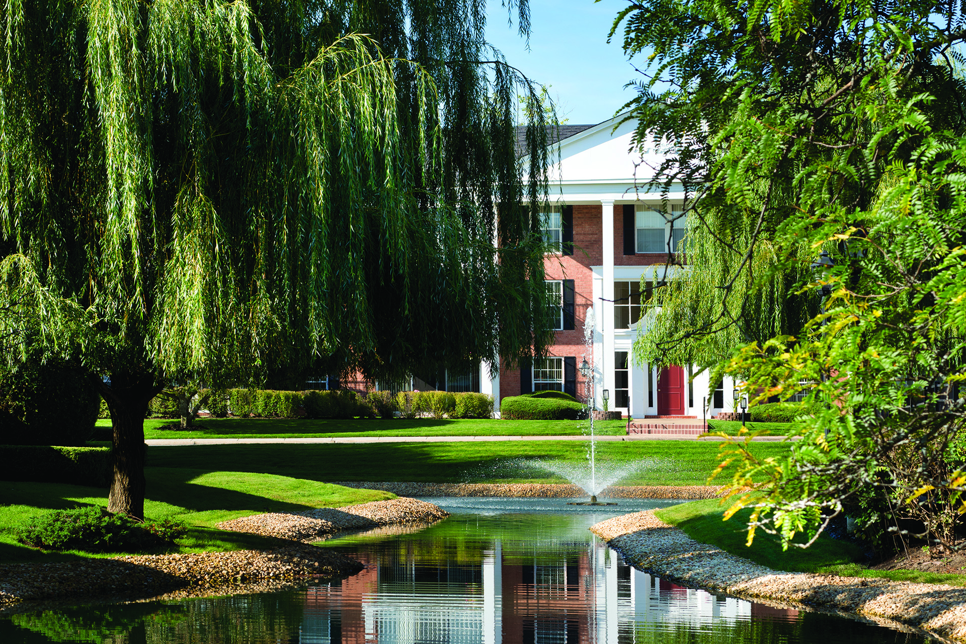 Versailles at Oakbrook Associates Owner LLC