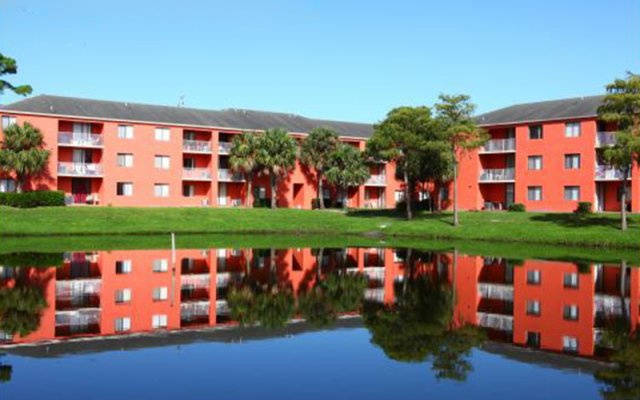 Palms West Apartments