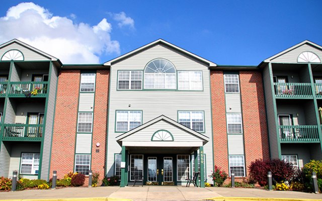 Wellington Woods Apartments