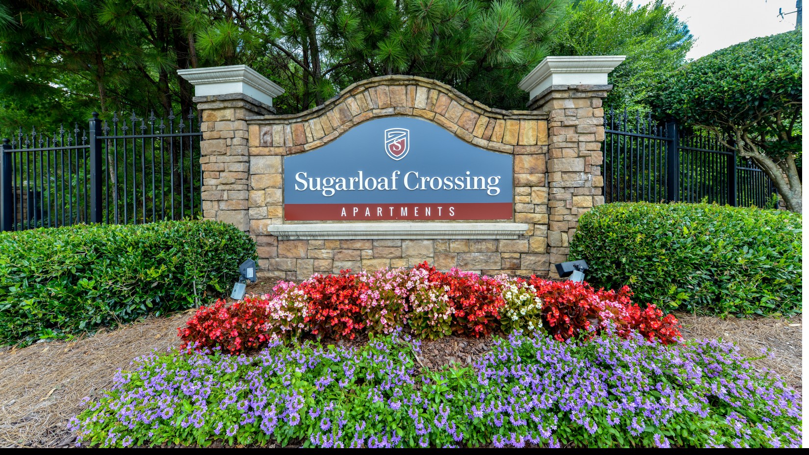 Sugarloaf Crossing