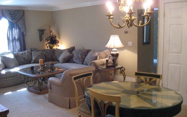 Country Gardens Apartments