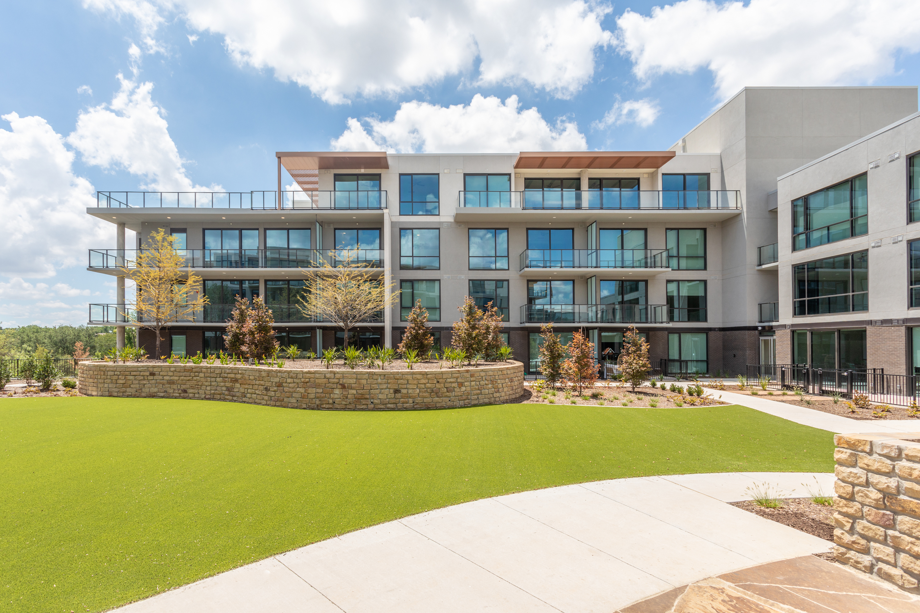 The Village Drey Apartments In Dallas