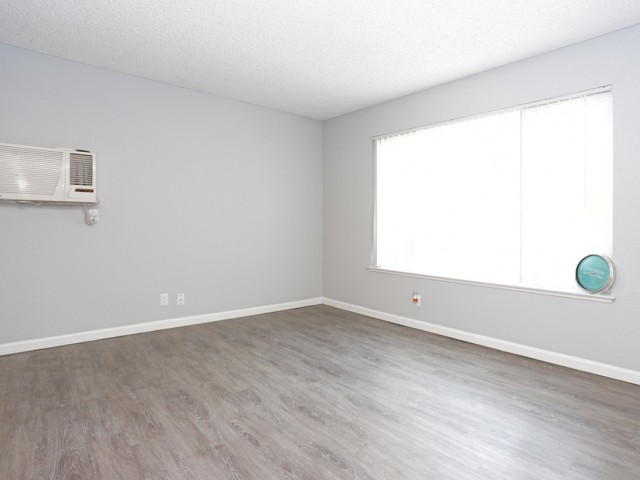 Spacious Living Area | Sacramento State Apartments | University Village
