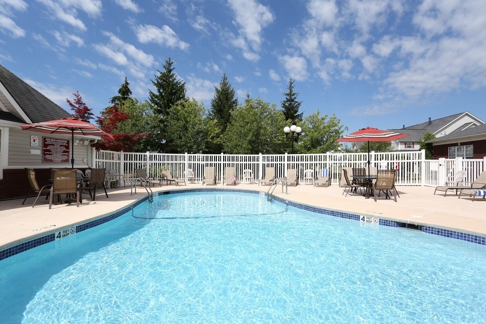 Amenities Autumn Creek Apartments Amherst NY