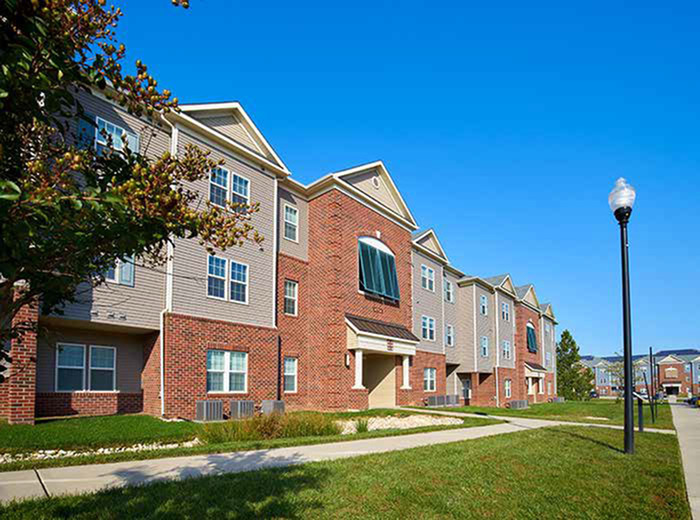 Reece Crossings Apartments at Fort Meade