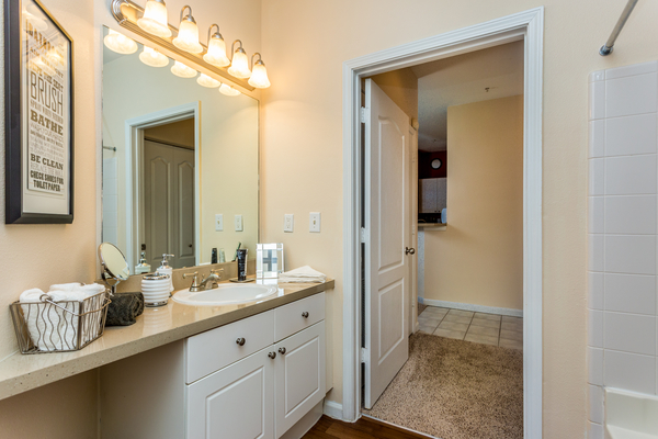 Century Parkside Image 40