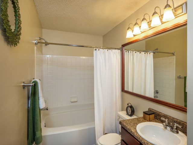 The Lexington Image 65