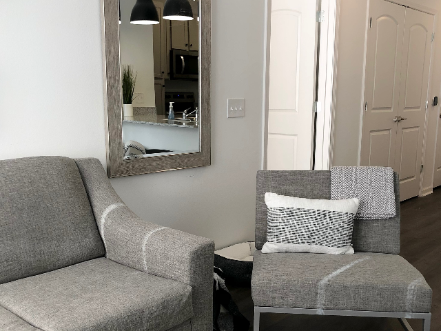 Comfy Furnishings | Apartments in Knoxville, TN | Flagship Kerns