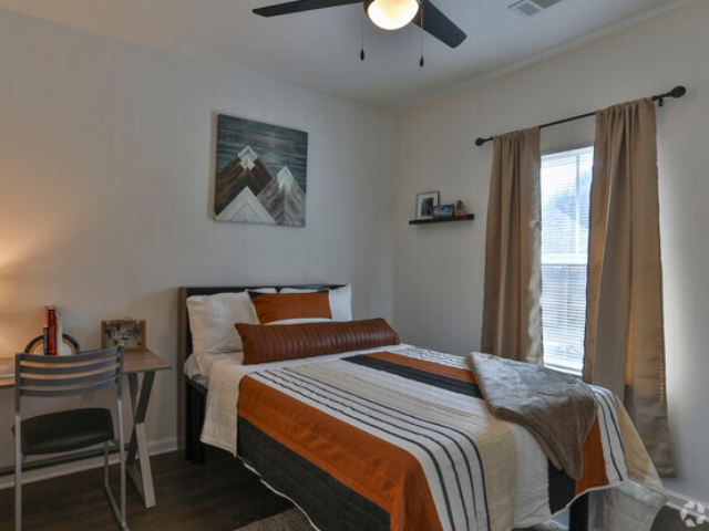 Cozy Bedroom | Cullowhee NC Apartment Homes | Bellamy Western