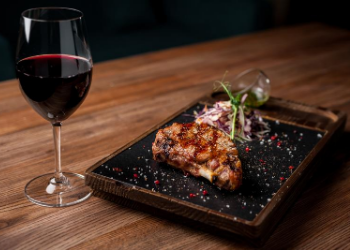 Experience fine dining in the heart of Highland Village. Award-winning chef Morris Salerno offers up American cuisine with an Italian flair and exceptional service. at Bistecca - Italian Steakhouse