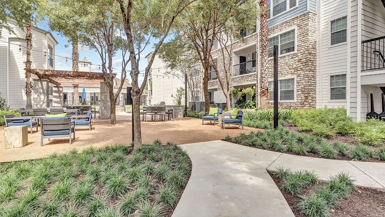 courtyard perfect for entertaining with many outdoor pathways