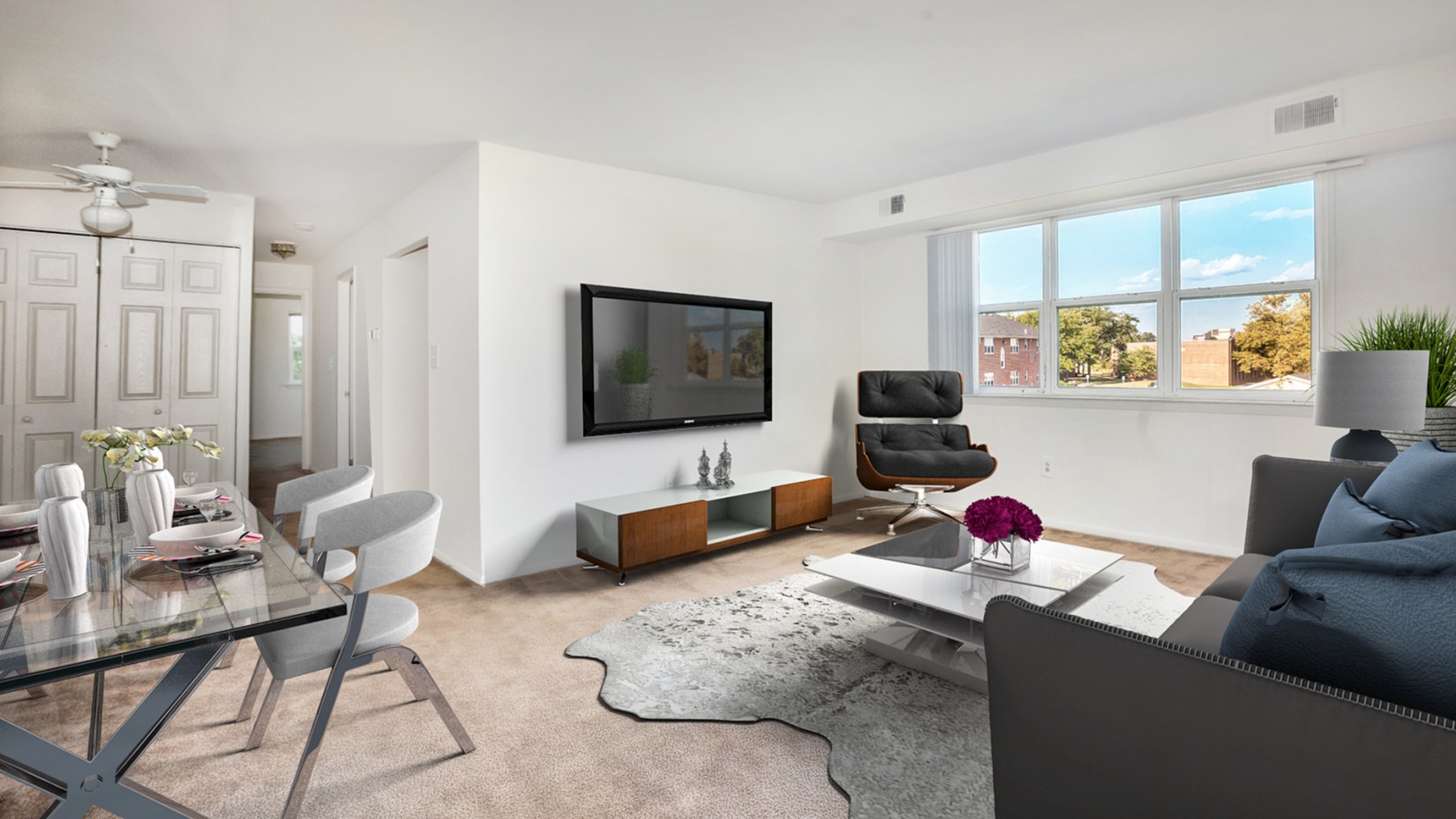 Spacious Living Room | Newark Apartments | Liberty Pointe