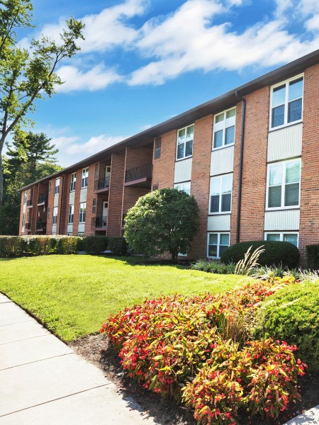 Elegant Living Room | Deptford NJ Apartments | Timber Pointe Apartments