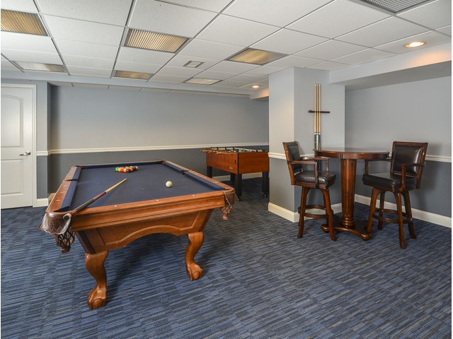 Resident Game Room | Luxury Apartments In Cherry Hill NJ | Cherry Hill Towers