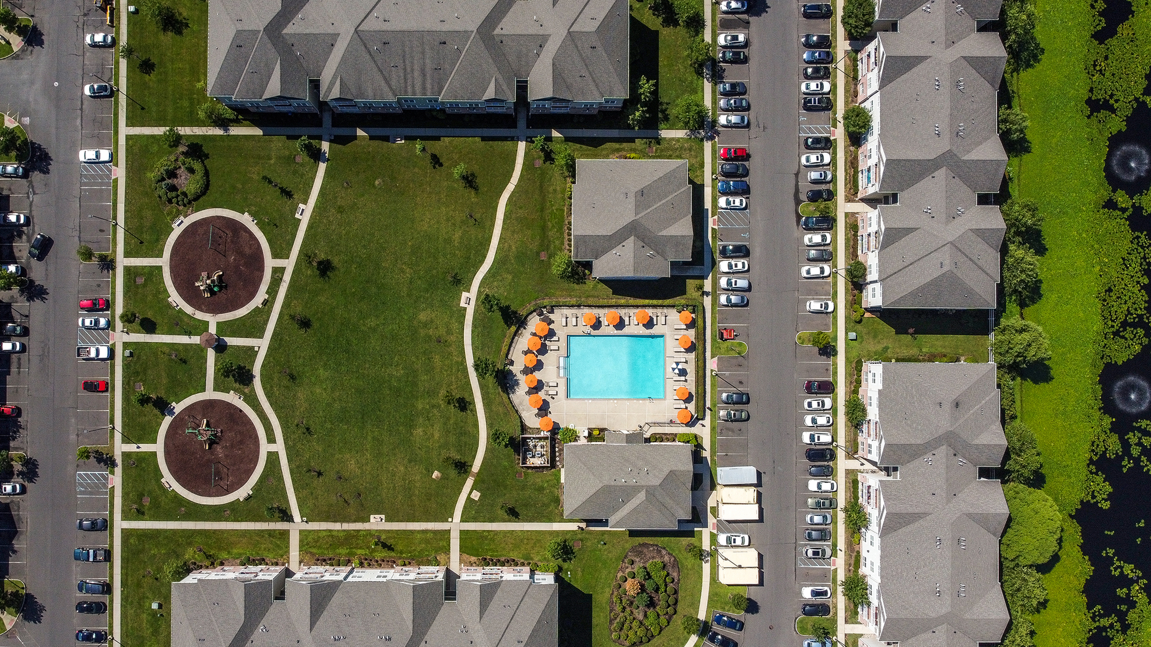 apartments with pool and playground
