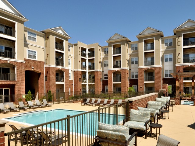 Apartments For In Herndon Virginia Ashton At Dulles Corner Gallery Picture Yourself As Part Of The Ashton At Dulles Corner