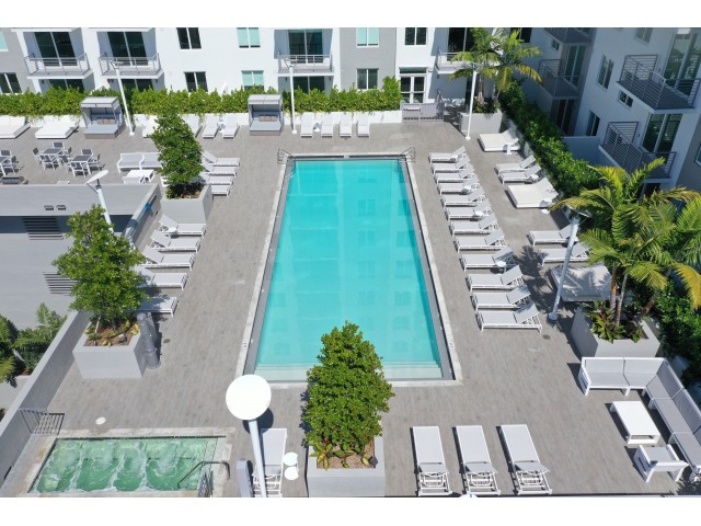 View Our Amenities | Brickell West City Rentals