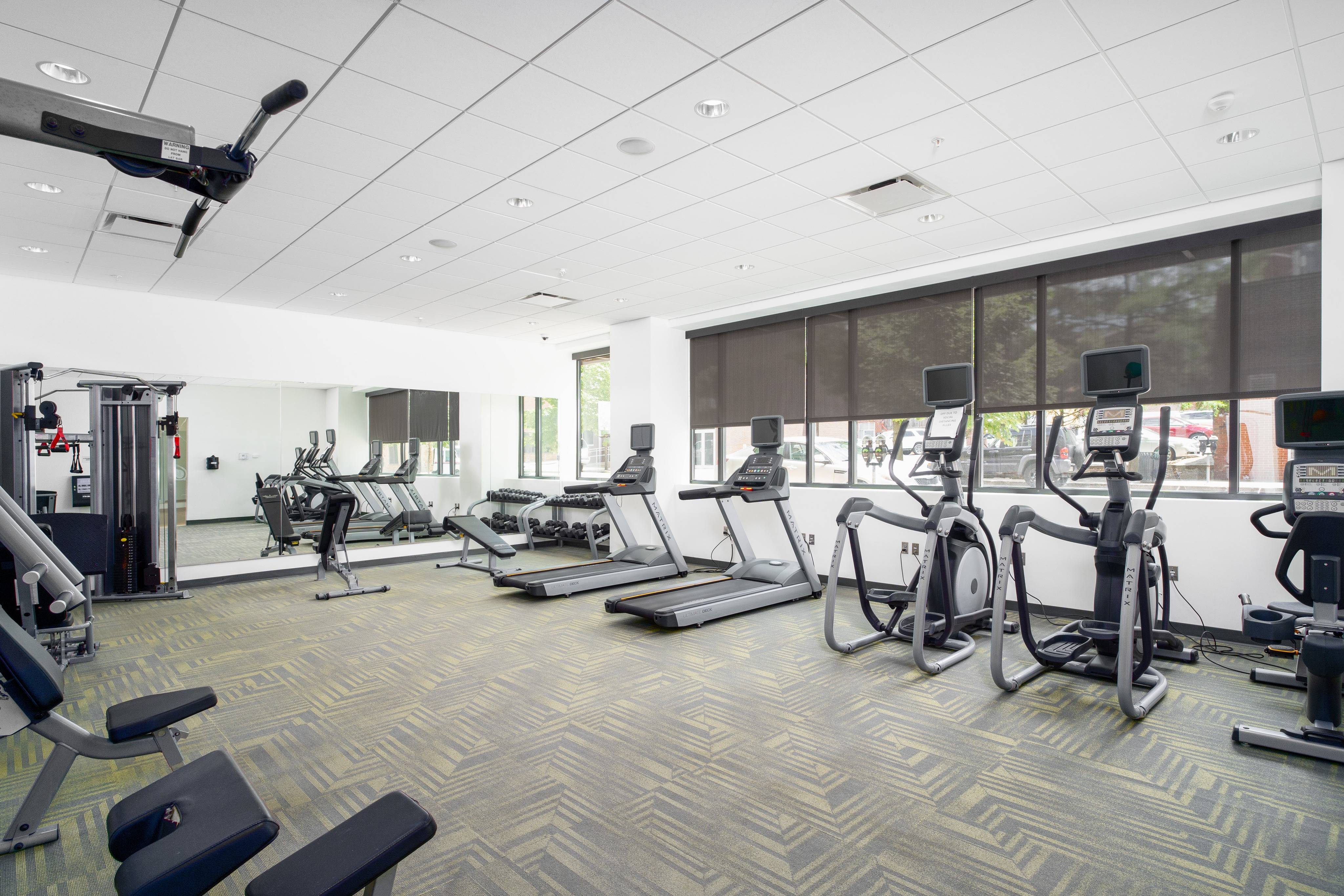 24-Hour Fitness Center - District Flats Apartments Lifestyle