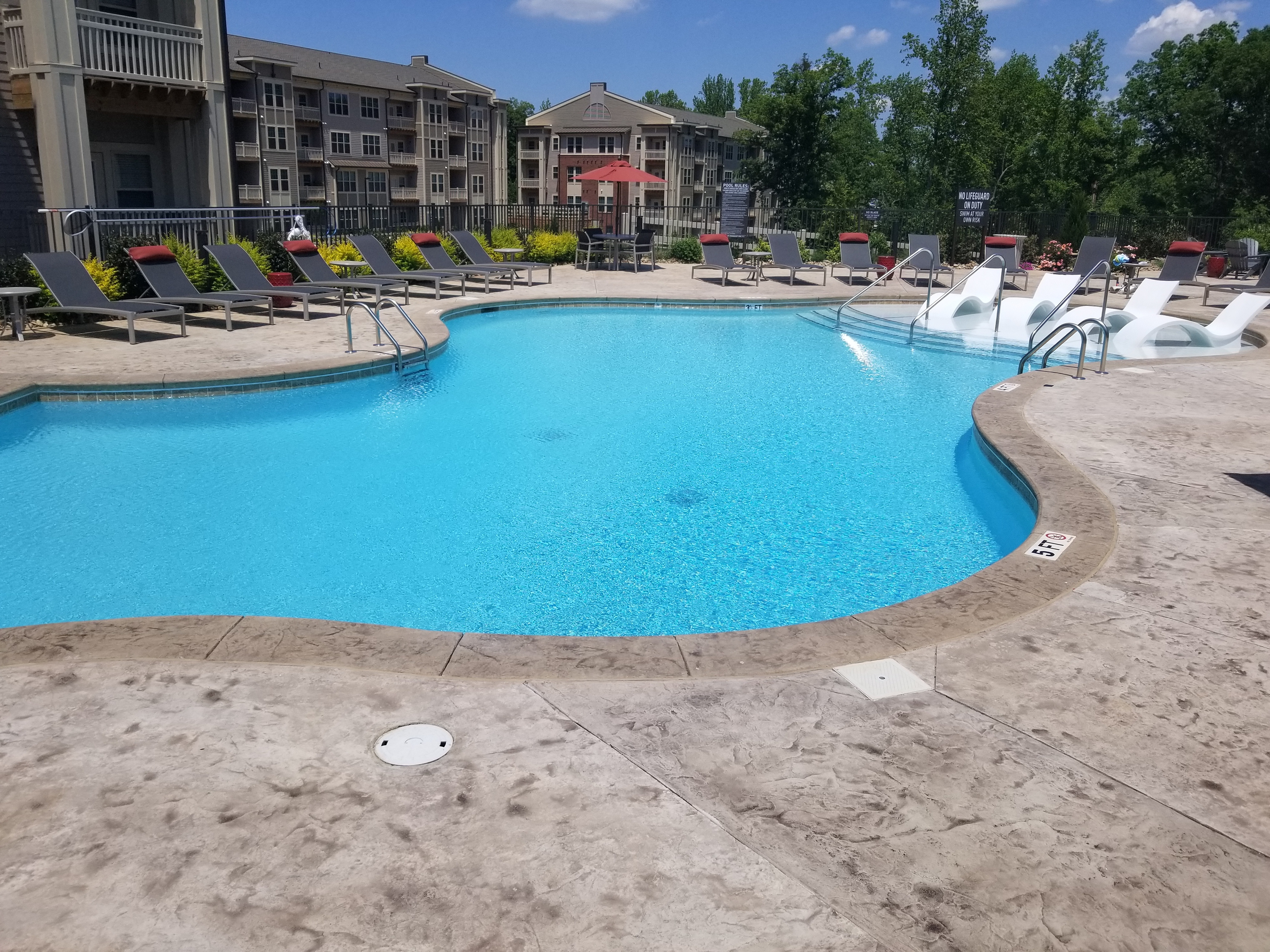 Sparkling Pool | Apartments For Rent Fort Mill SC | Kingsley Apartments