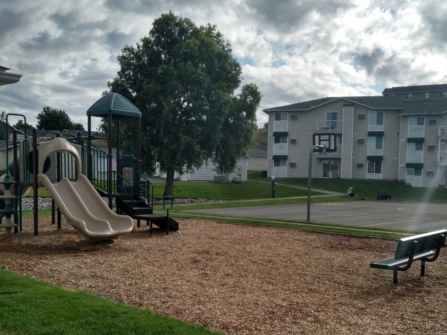 Pet Friendly Apartments Spokane Valley Eagle Pointe Apartments