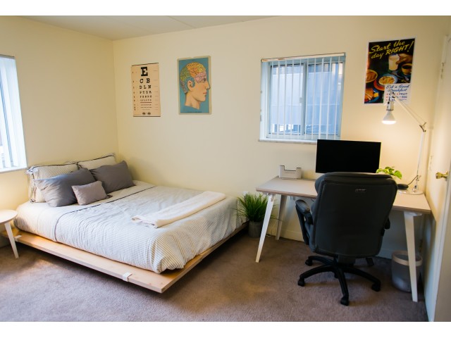 Image of Spacious Bedrooms for Camelot Apartments