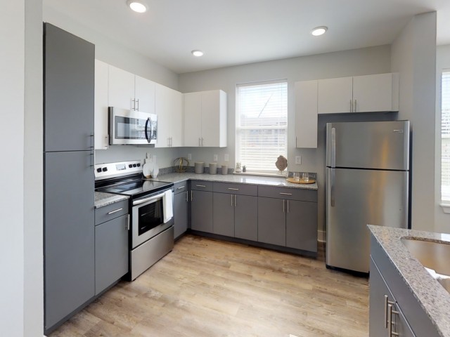 Echo-Park-at-Perry-Crossing-Plainfield-Indiana-Interior-Kitchen10