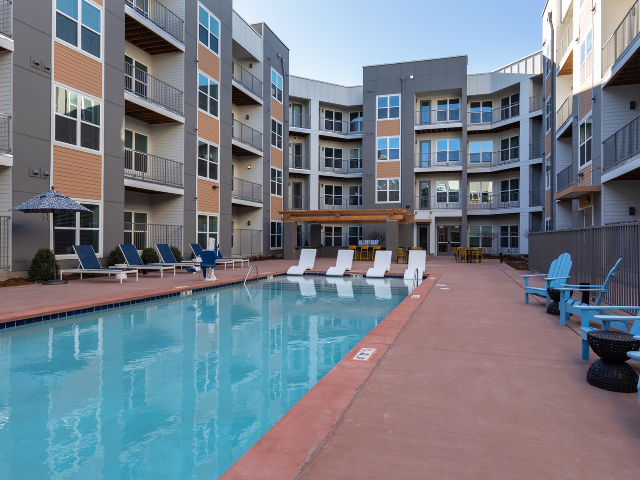 The-Mezz-at-Fiddler’s-Green-Community-Amenity-Pool-2