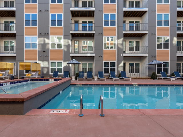 The-Mezz-at-Fiddler’s-Green-Community-Amenity-Pool-3