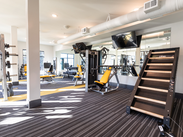 The-Mezz-at-Fiddler’s-Green-Community-Amenity-Tempo-Fitness-1