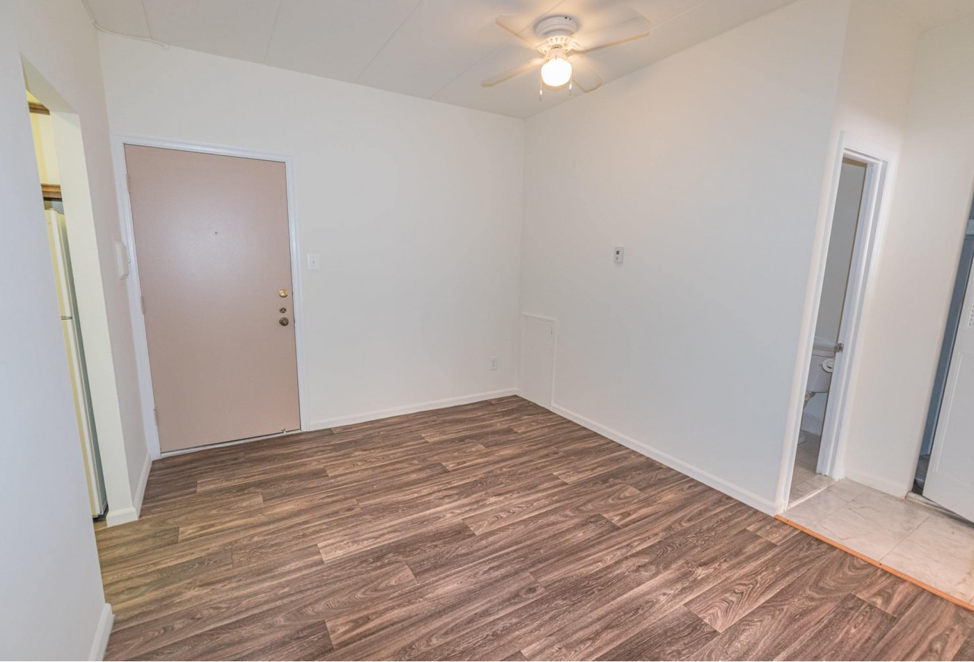 Apartment Homes in Media, PA | Gayley Park Apartments