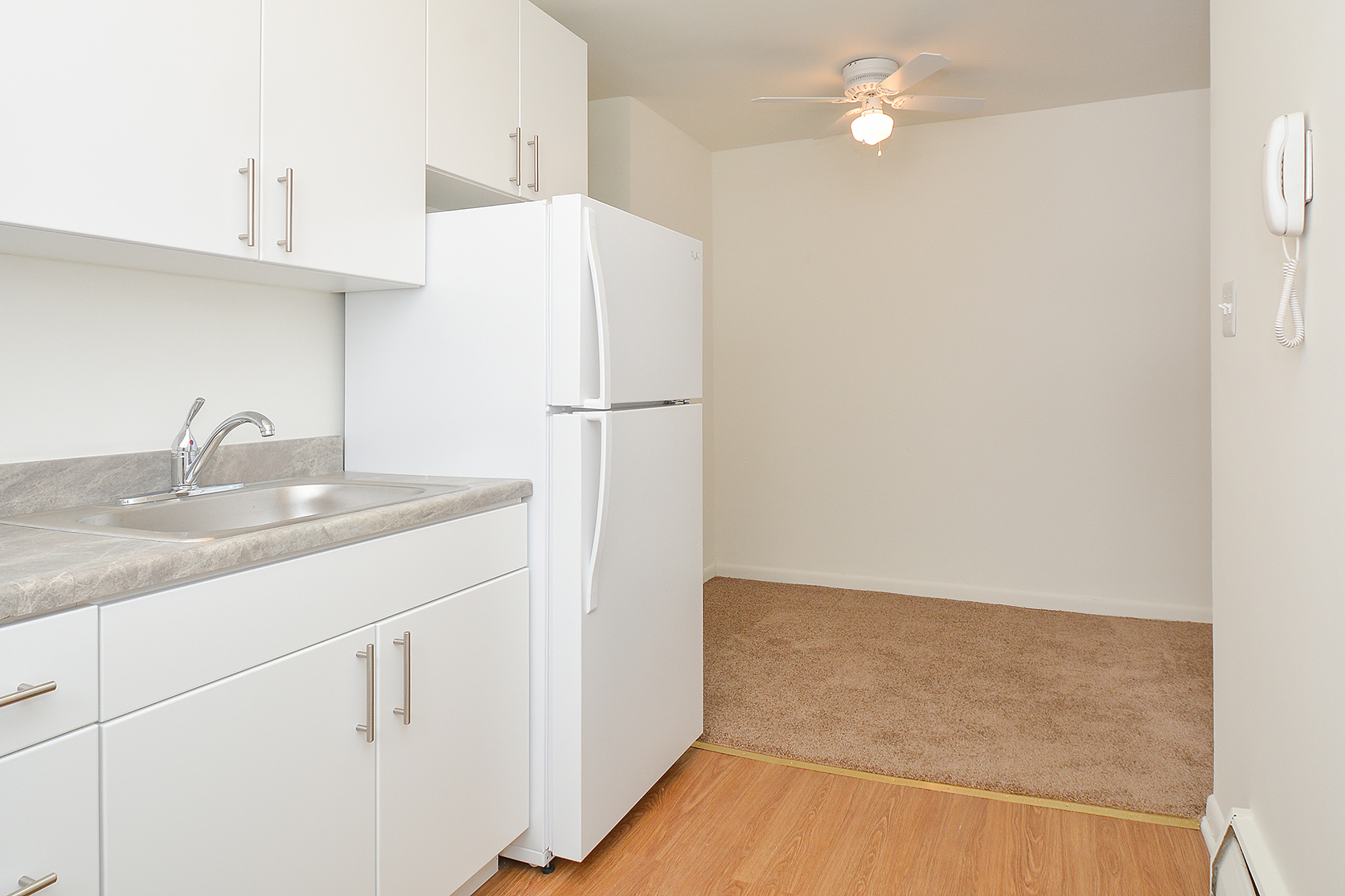 State-of-the-Art Kitchen | Media Apartments | Woodview Apartments