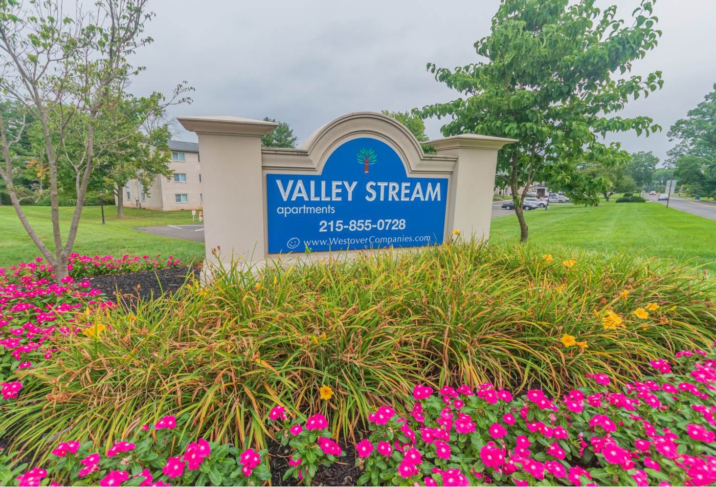 Apartments in Lansdale, PA | Valley Stream Apartments