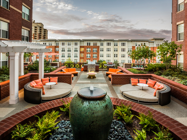 View Our Amenities | The Point at Dunn Loring