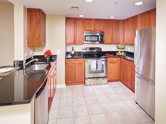 Upscale Kitchens With Custom Cabinetry, Stainless Steel Appliances & Granite Counter Tops | Carlyle Place | Luxury Alexandria Apartments