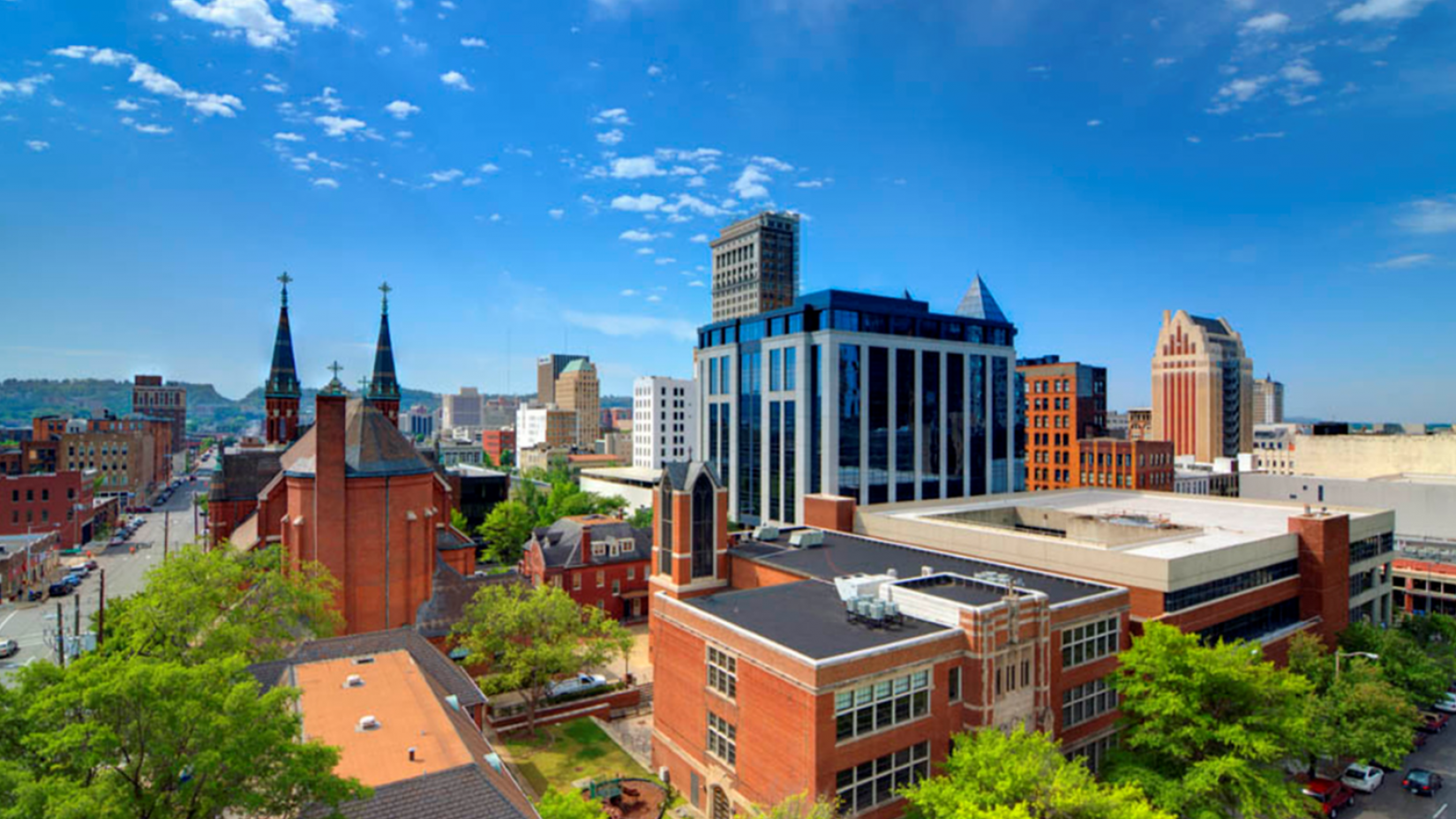 700 Riverchase Apartments