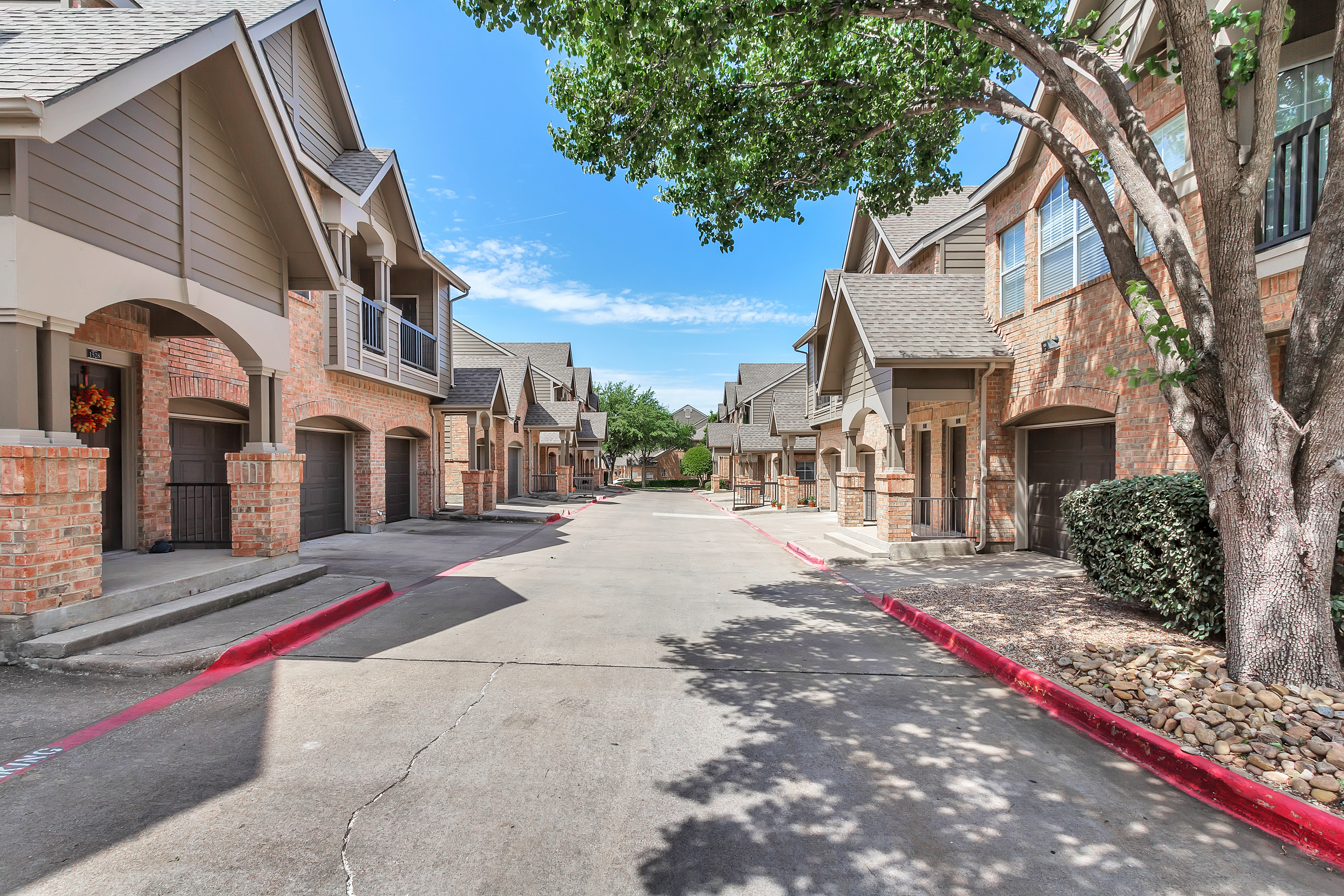 Waterford Court Apartments Image 65
