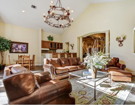 Vineyard Hills Apartments - Austin TX