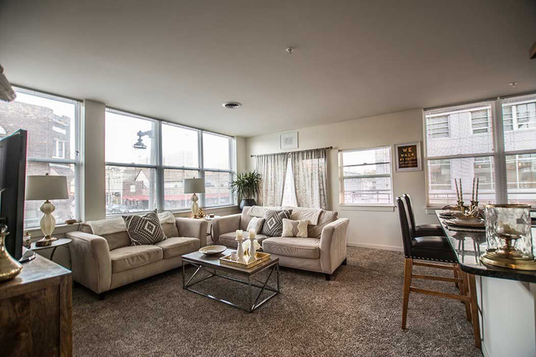 Welcome Latitude Apartments In Milwaukee Wi