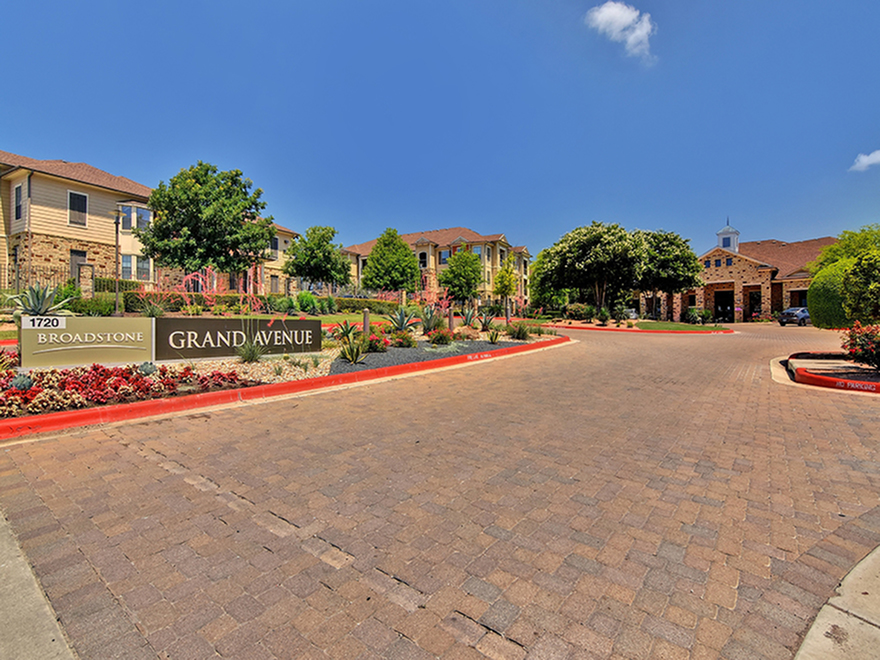 Broadstone Grand Avenue Image 35