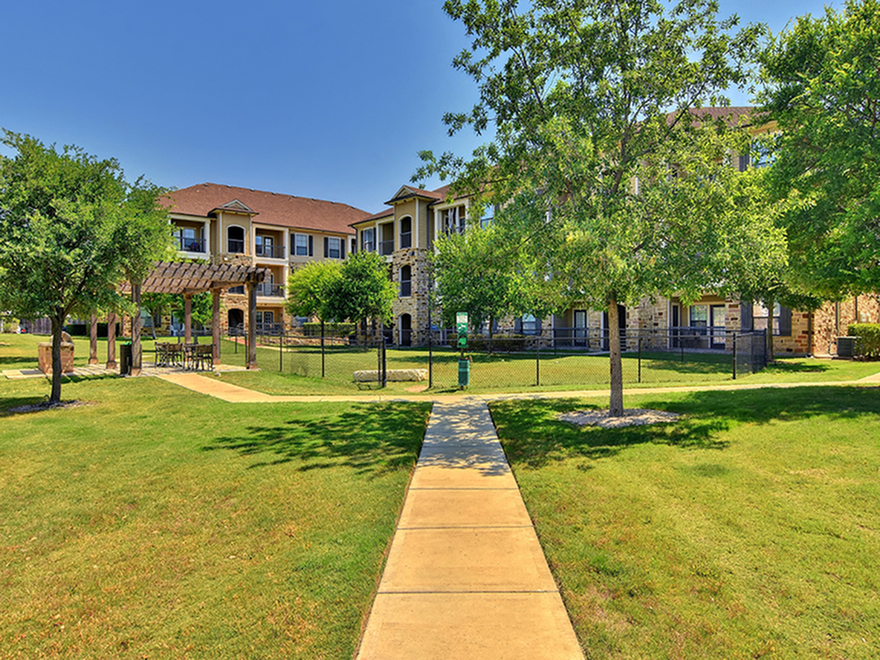 Broadstone Grand Avenue Image 36