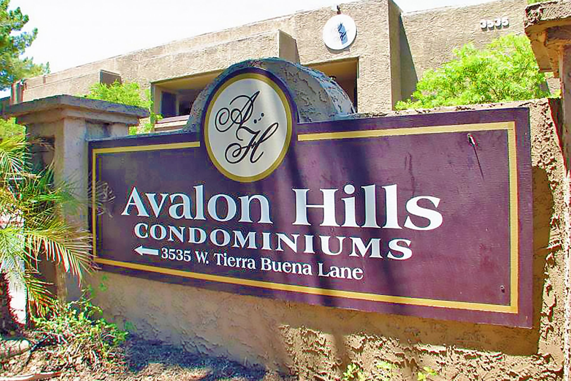 Avalon Hills apartments Phoenix, AZ signage
