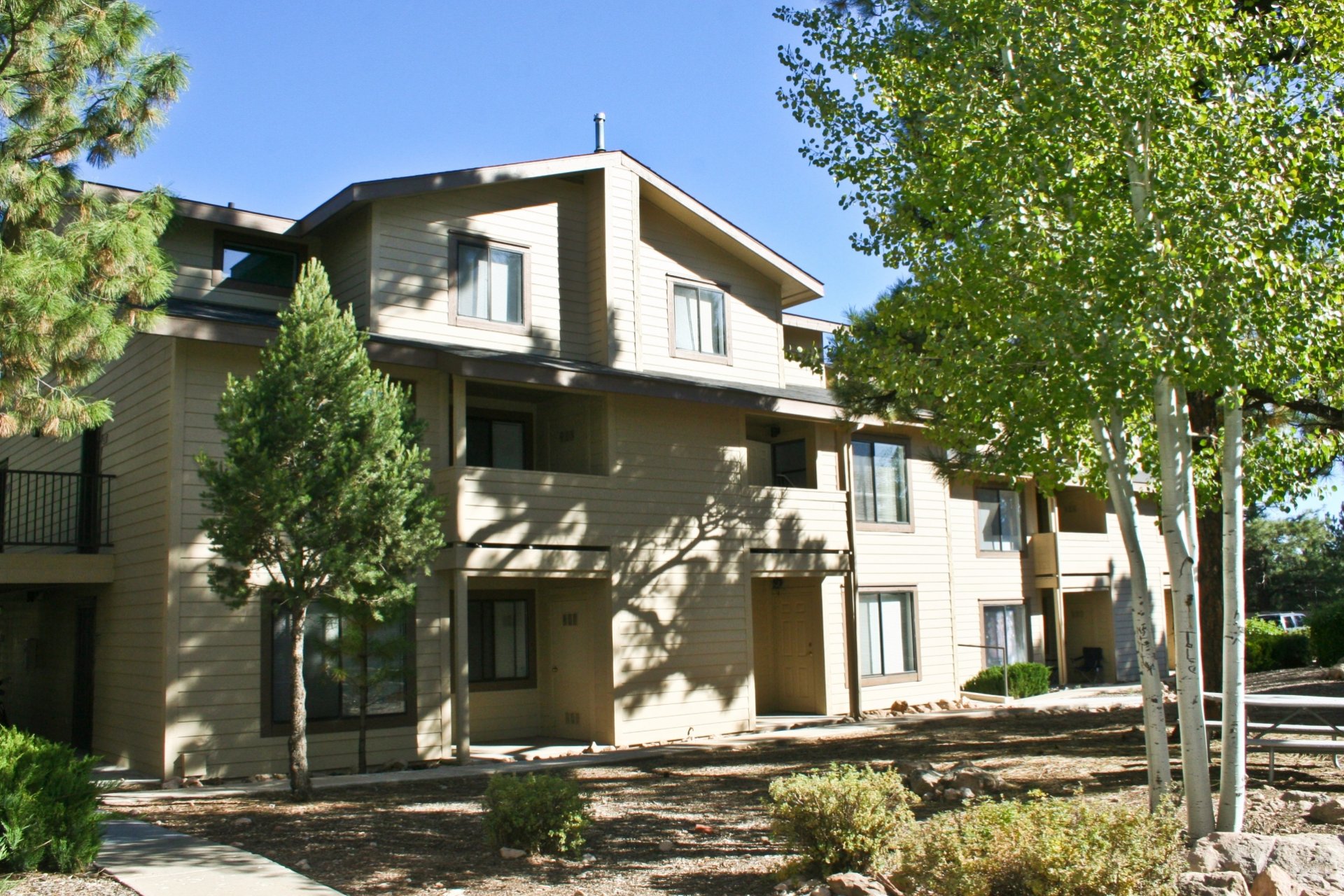University West Apartments Flagstaff, AZ exterior and landscaping