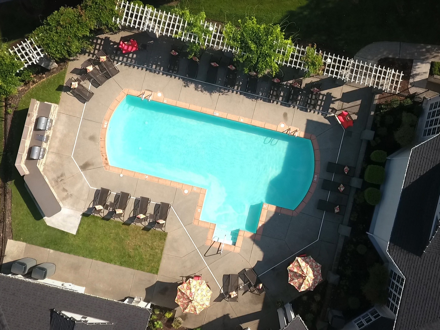 Apartment Swimming Pool | Puyallup WA Apartments For Rent | Willow Hill Apartments