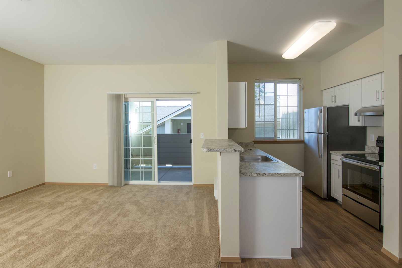 Community Apartments Amenities Silver Creek Apartments