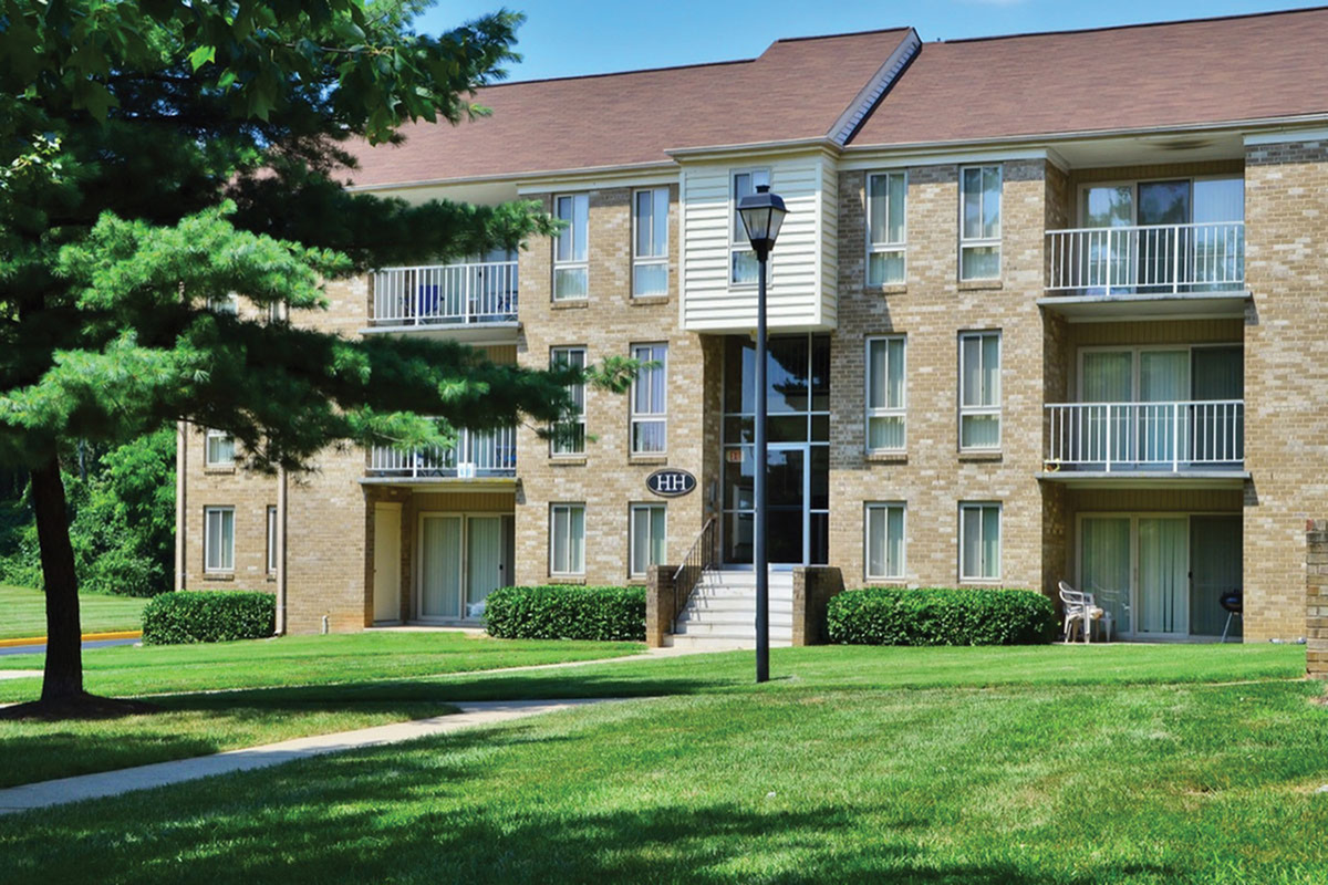 Elmwood Terrace Exterior