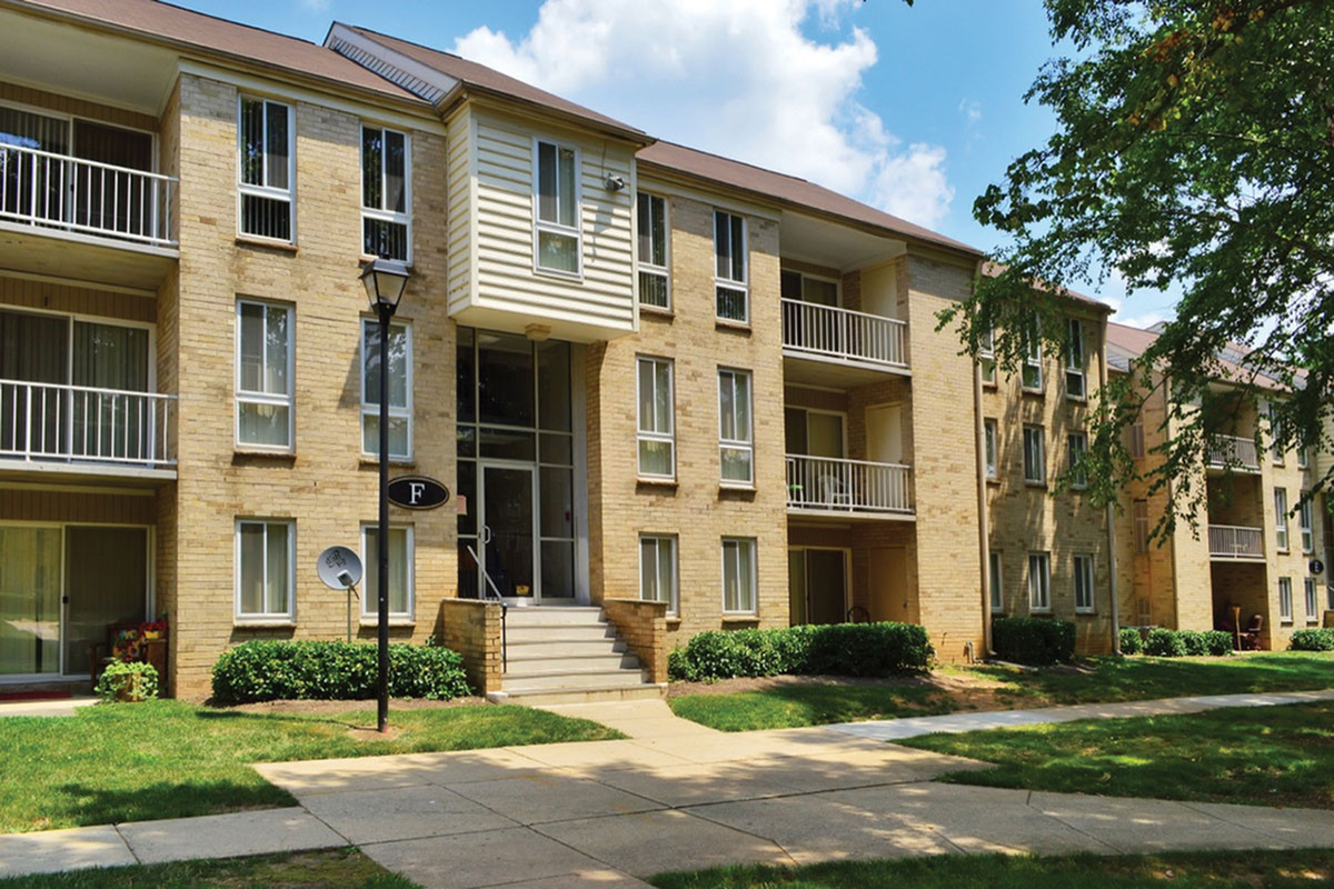 Elmwood Terrace Exterior