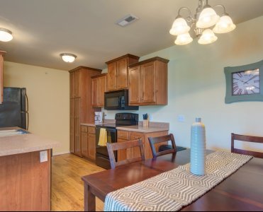 Orchard Park Apartments, Springfield, MO