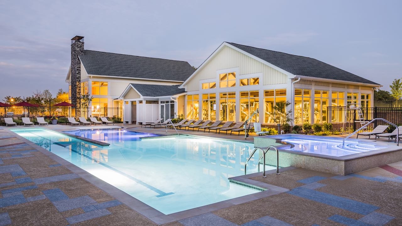 Relax in our refreshing pool or cozy spa. Relax in our refreshing pool or cozy spa.