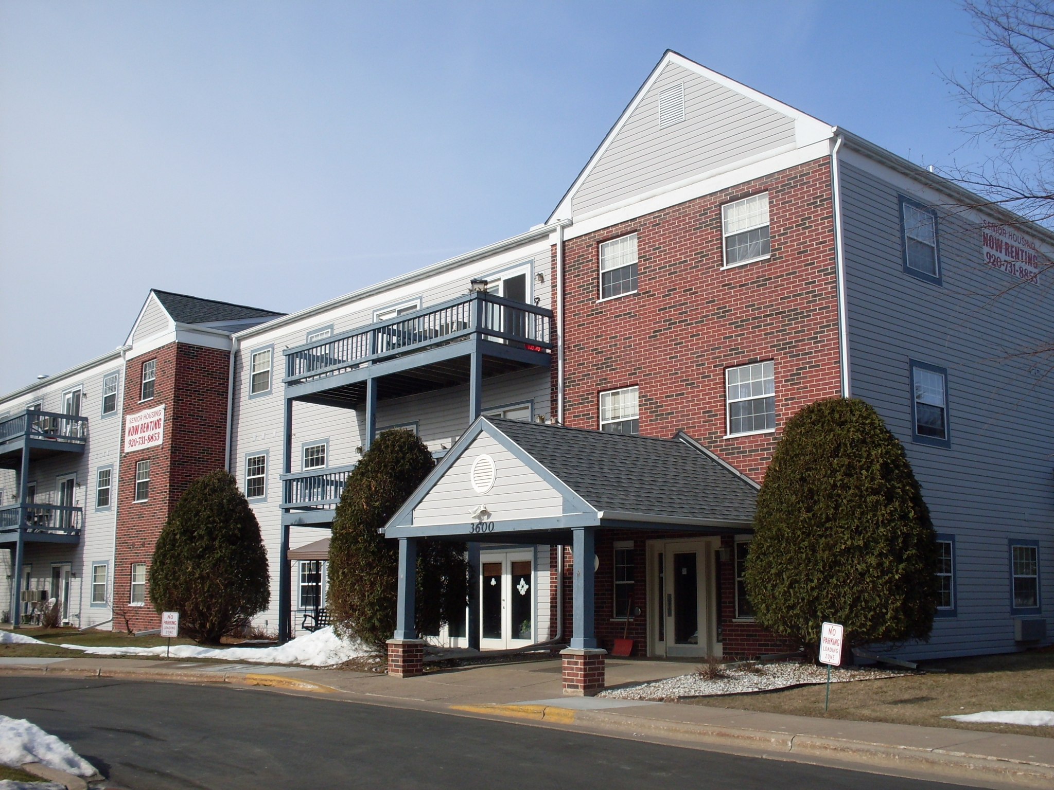 Courtyard Grand Chute Apartments In Grand Chute, WI