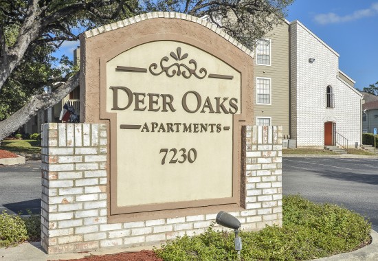 Apartments in San Antonio For Rent | Deer Oaks